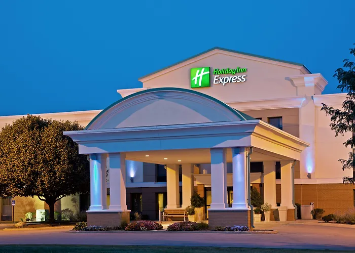 Holiday Inn Express Indianapolis Airport By Ihg