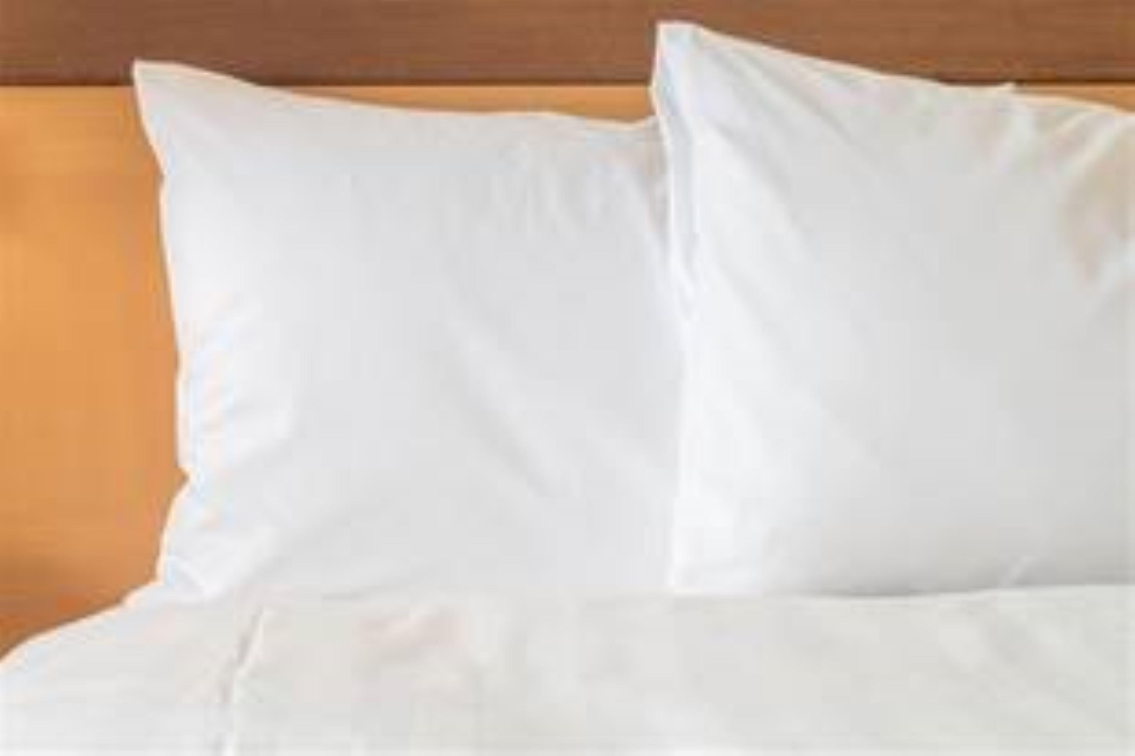 Express Indianapolis Airport By Ihg Hotel 2*