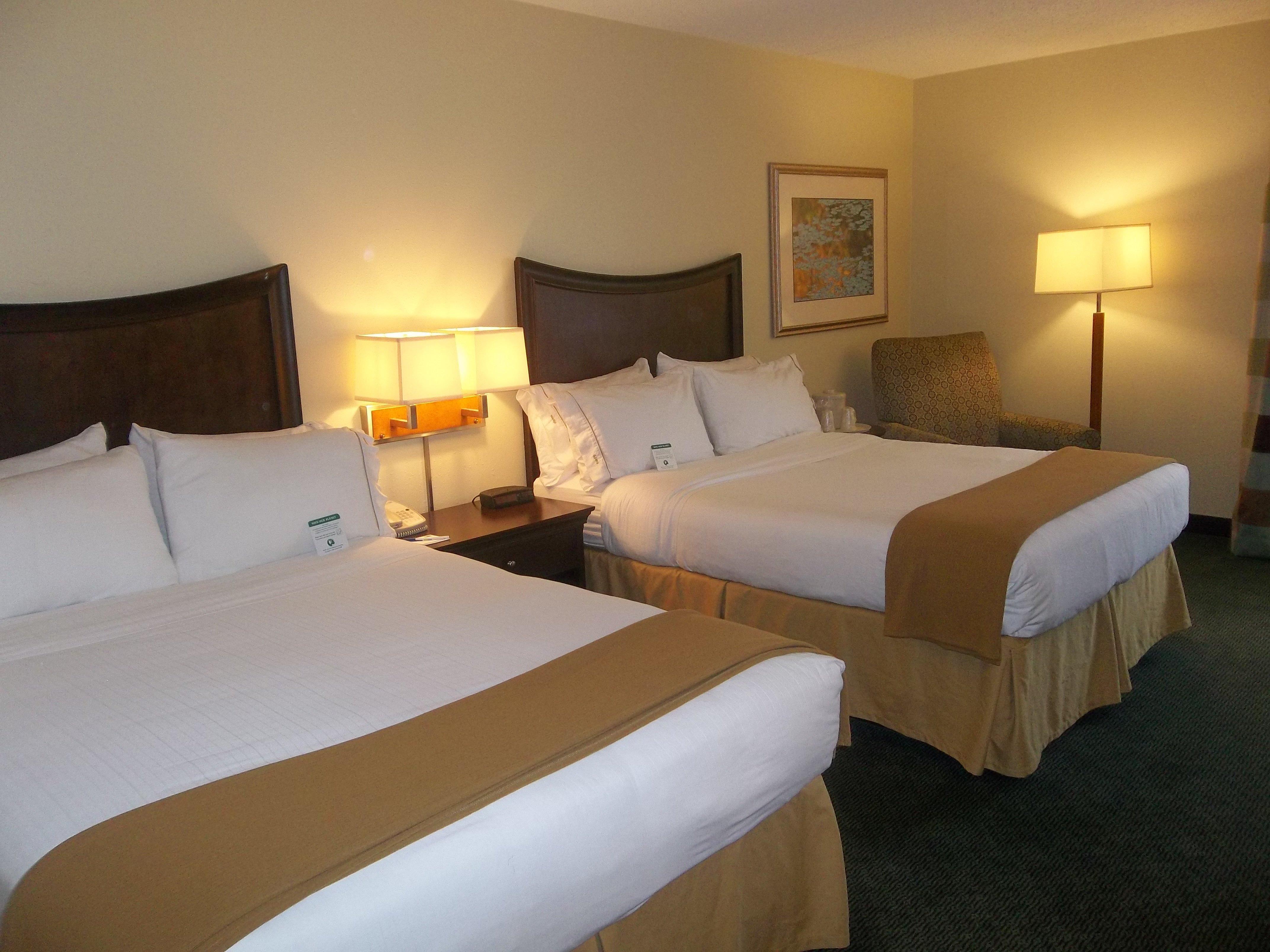 Express Indianapolis Airport By Ihg 2*