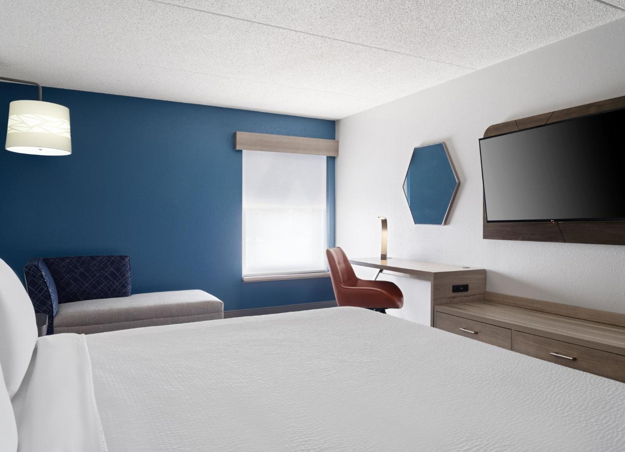 Express Indianapolis Airport By Ihg Plainfield