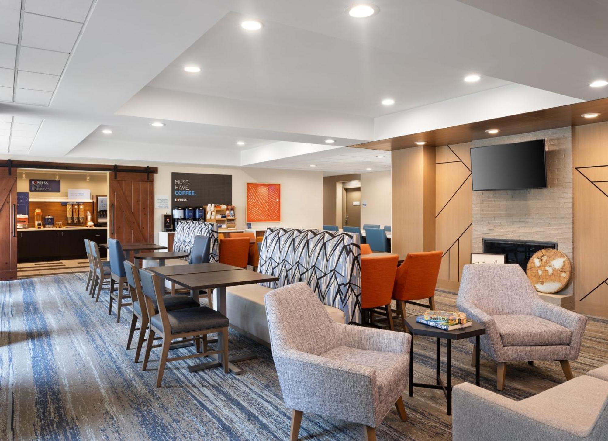 Express Indianapolis Airport By Ihg Hotel